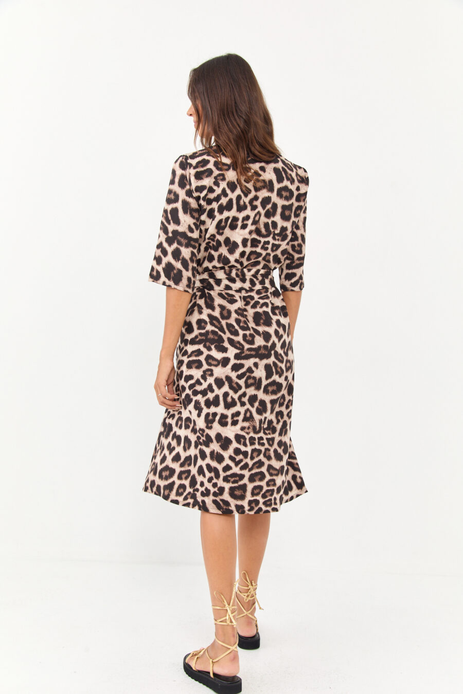 חוםnaama fashion 4.8.2311997