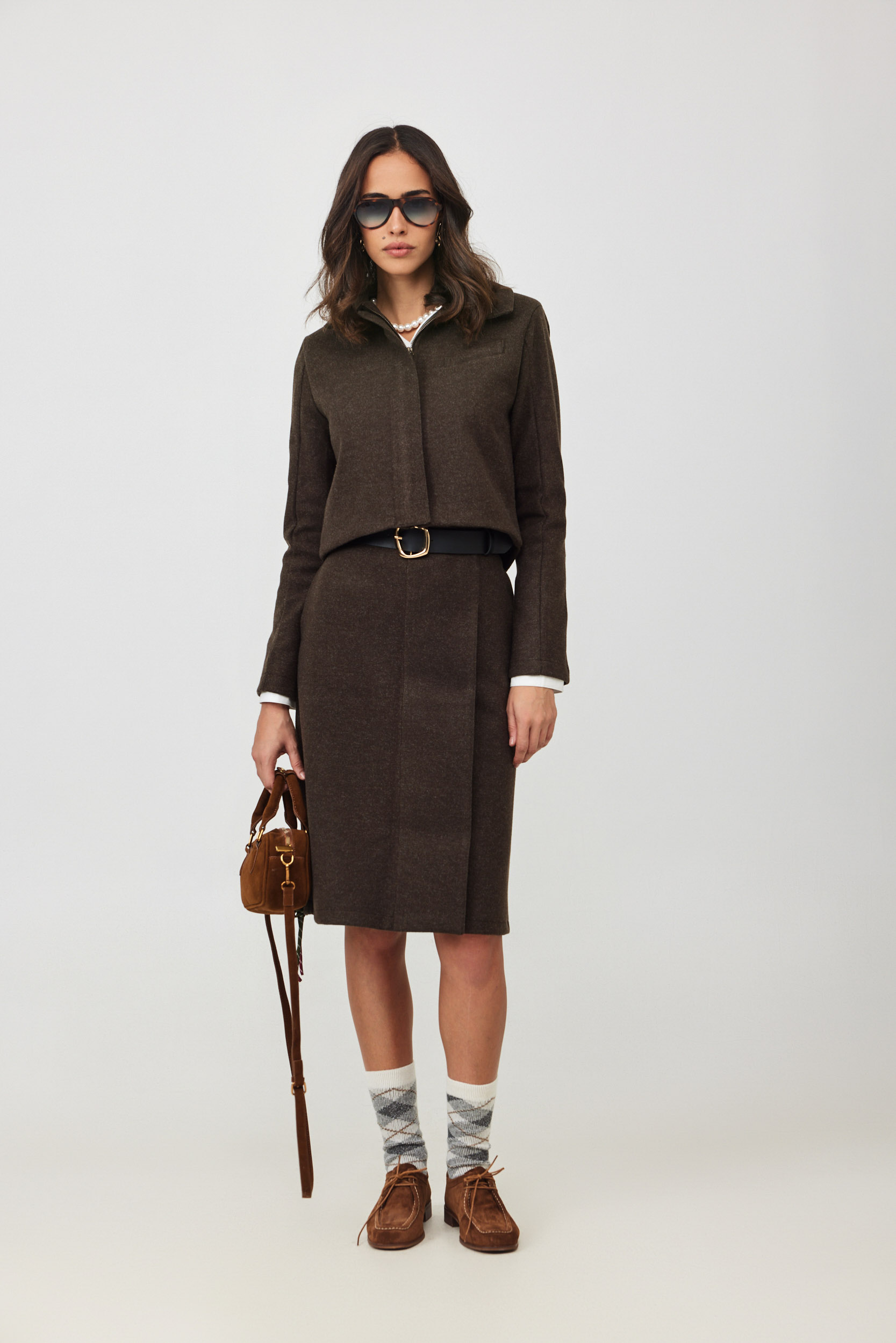 חצאית צמר קצרה – תמונה 2