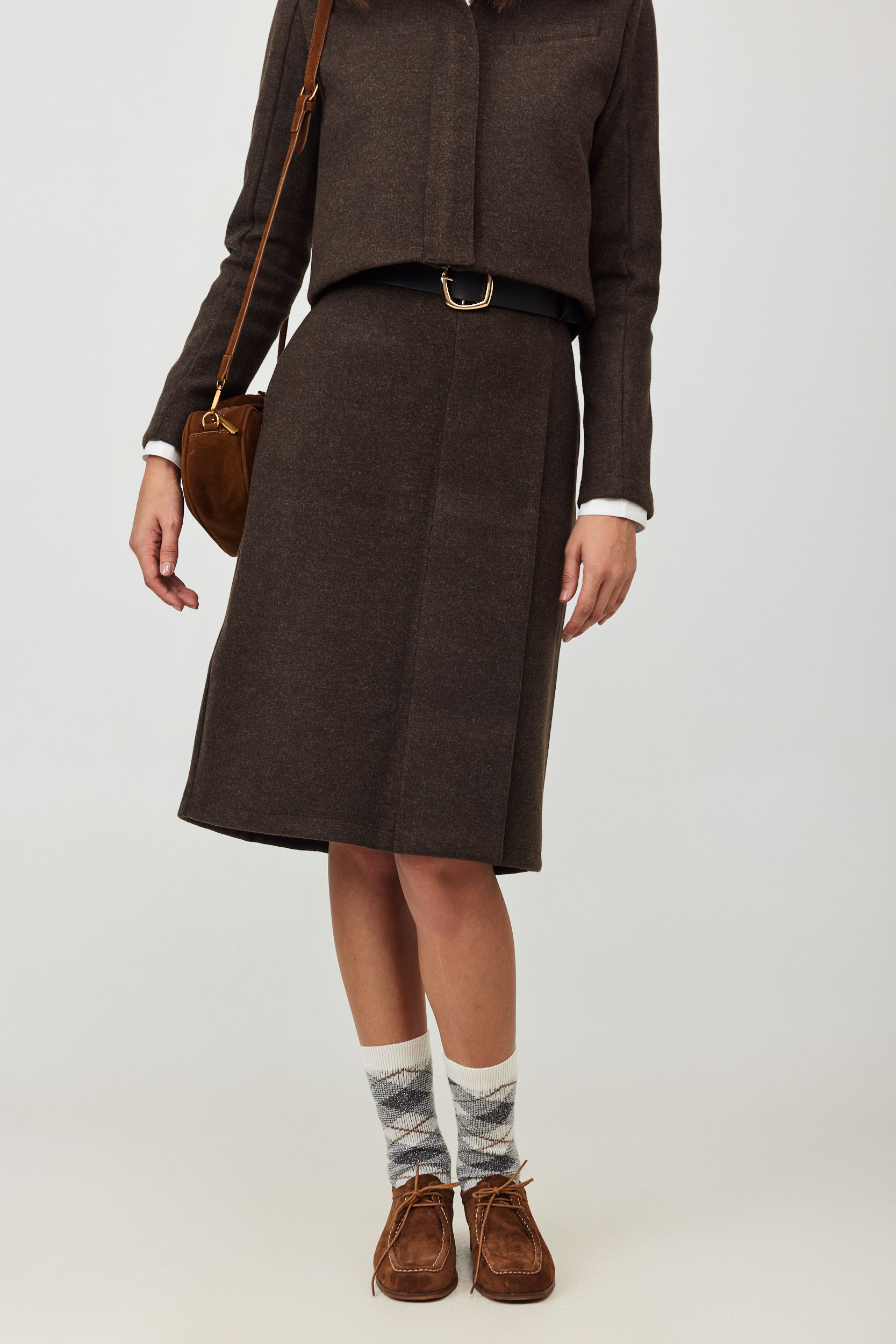 חצאית צמר קצרה – תמונה 4