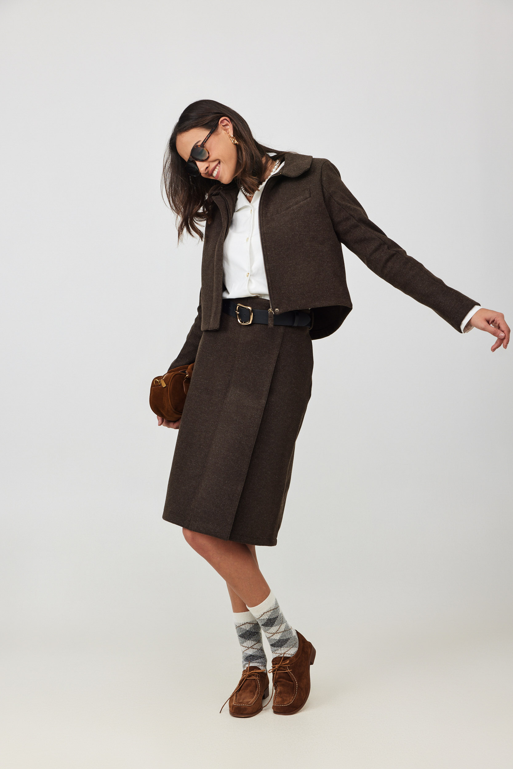 חצאית צמר קצרה – תמונה 8