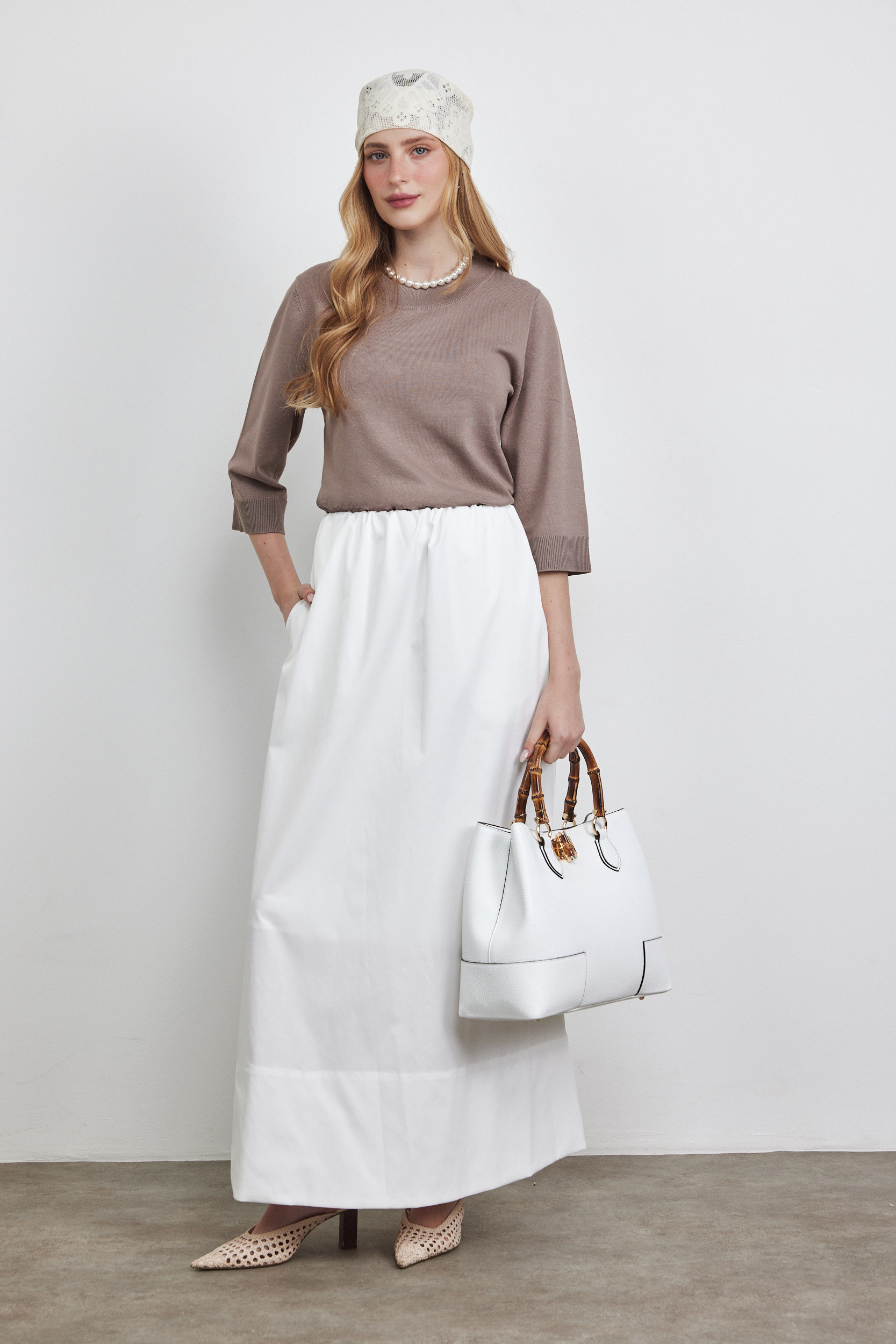 חולצה סריג דק חום – תמונה 4