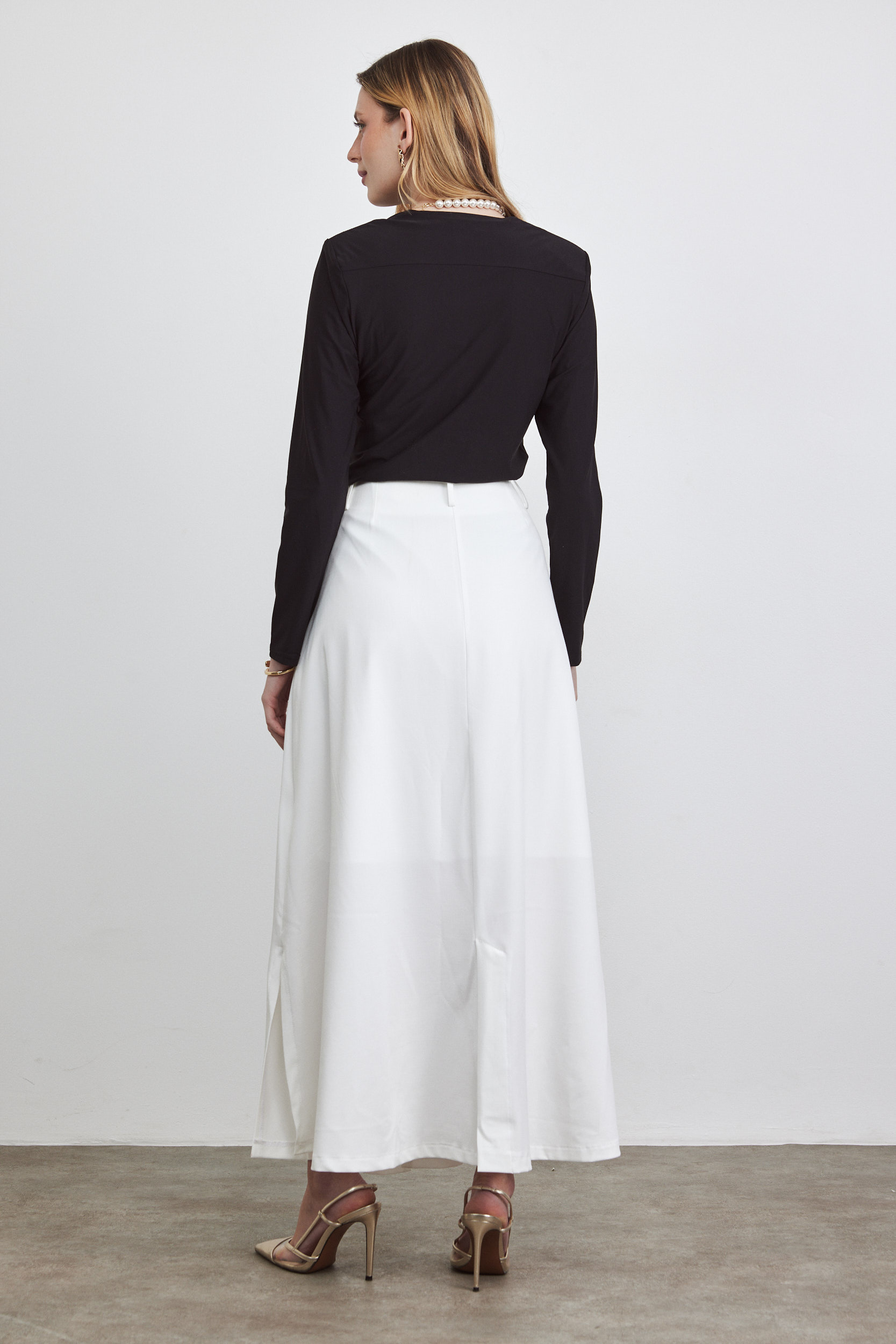 חולצה לייקרה עם כרית – תמונה 7