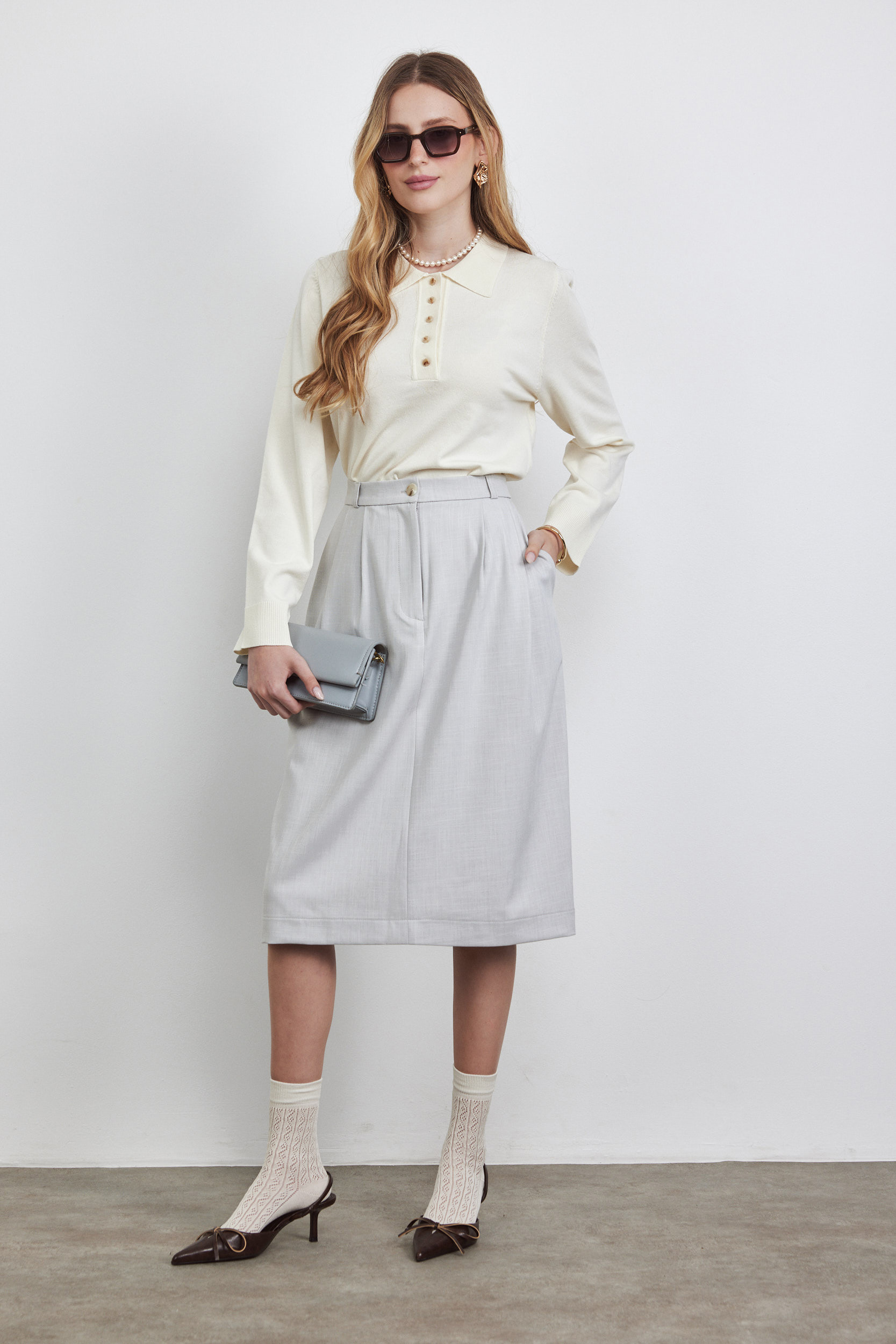 חולצה פולו סריג שמנת – תמונה 4